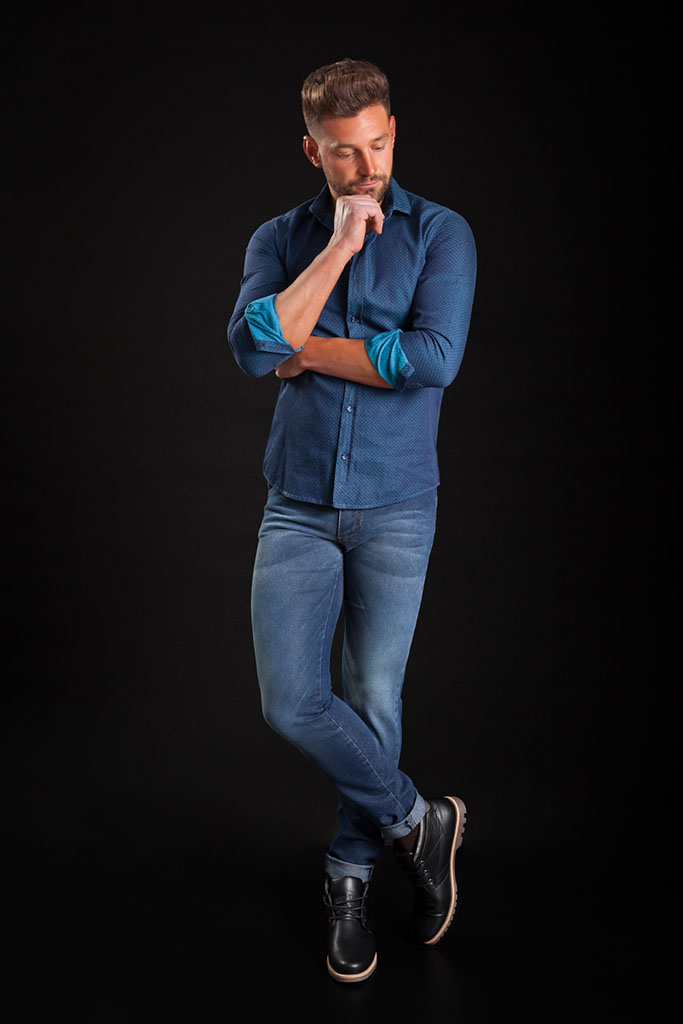 Pantalón elástico vaquero de hombre.