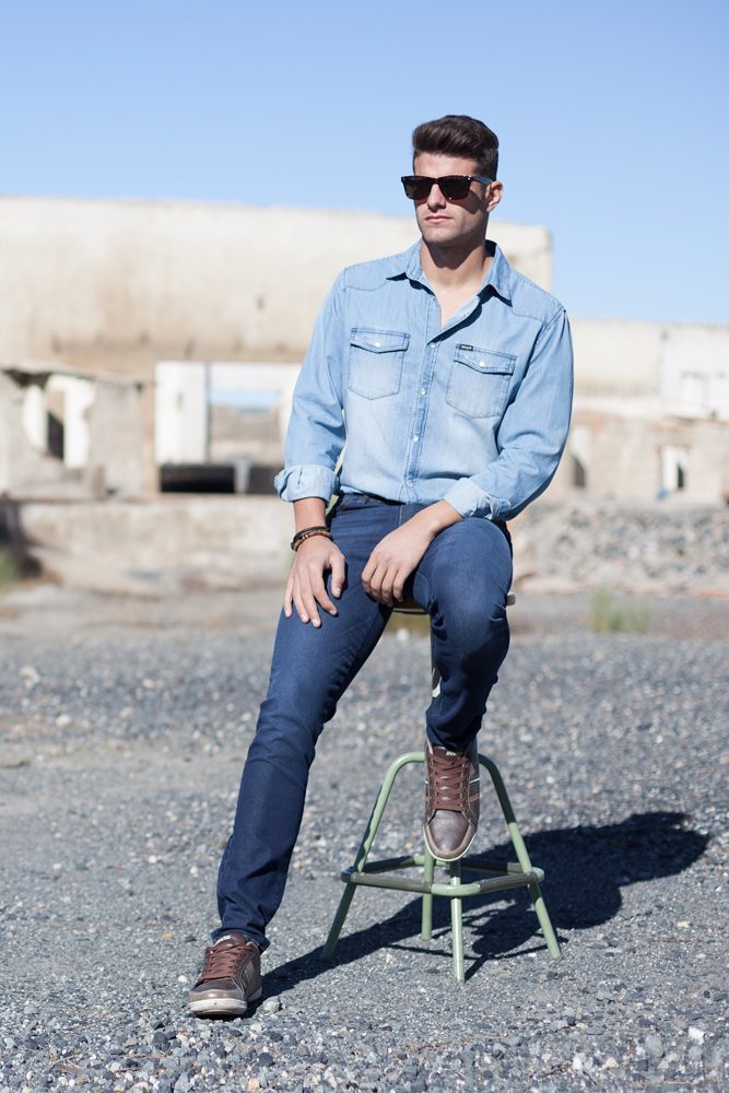 Pantalón tipo Jeans para hombre.