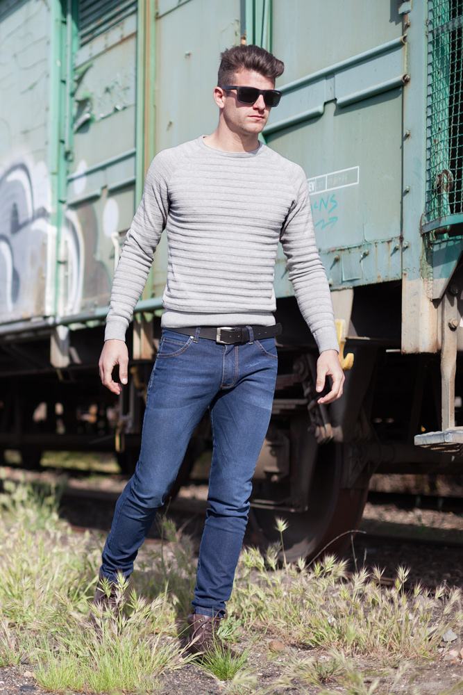 Pantalón elástico vaquero de hombre.