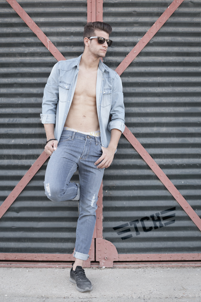 Pantalón tipo Jeans para hombre.