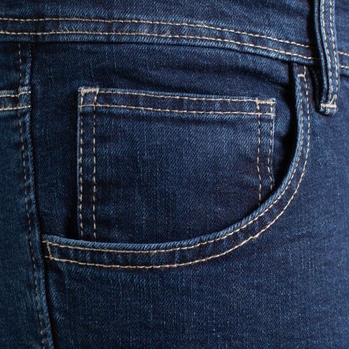 Color azul lavado piedra - Jeans para hombre, pantalón vaquero en tejido denim azul piedra de algodón y poliester bolsillo trasero con corte con lycra e hilo a contraste en línea Regular Fit.