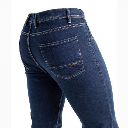 Color azul lavado piedra - Jeans para hombre, pantalón vaquero en tejido denim azul piedra de algodón y poliester bolsillo trasero con corte con lycra e hilo a contraste en línea Regular Fit.
