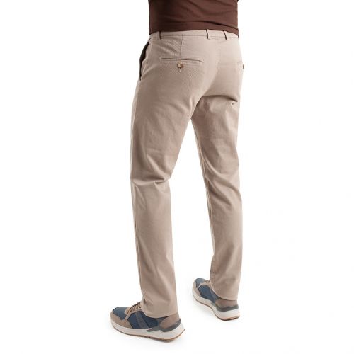Color beig medio - Pantalón TCH Sport tipo chino en colores en Algodón con lycra elástico. Slim fit
